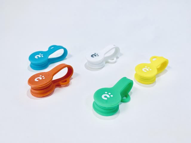 5色のcheero CLIP Lightが並んでいる